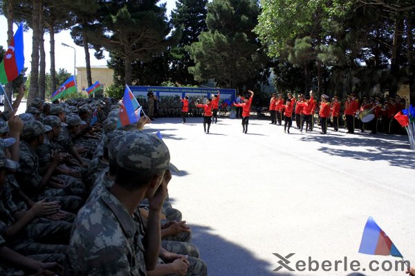 Hərbi hissələrdə bayram tədbirləri keçirilir
