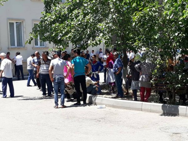 İmişlidə zəhərlənən pambıqçıların FOTOLARI yayıldı