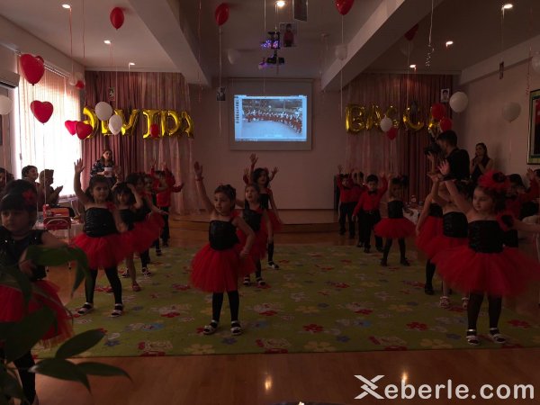 Sumqayıtda "Venera"nın 30-cu "əlvida"sı – VİDEO + FOTOLAR Sumqayıtda "Venera"nın 30-cu "əlvida"sı – VİDEO + FOTOLAR