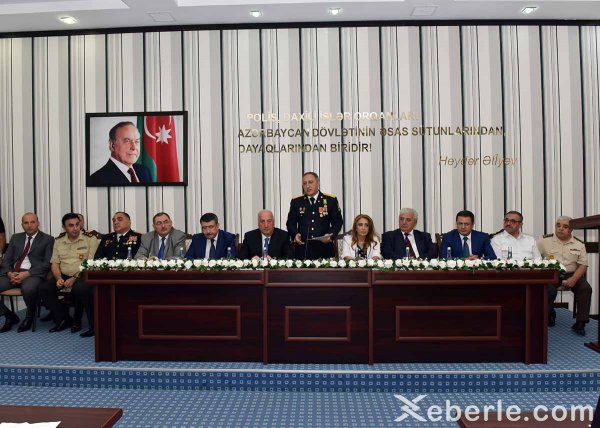 Sumqayıtda polis günü: fəxri fərmanlar, pul mükafatları... - FOTOLAR Sumqayıtda polis günü: fəxri fərmanlar, pul mükafatları... - FOTOLAR