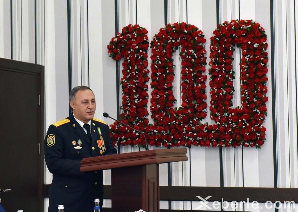 Sumqayıtda polis günü: fəxri fərmanlar, pul mükafatları... - FOTOLAR Sumqayıtda polis günü: fəxri fərmanlar, pul mükafatları... - FOTOLAR