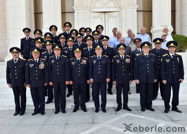 Sumqayıtda polis günü: fəxri fərmanlar, pul mükafatları... - FOTOLAR Sumqayıtda polis günü: fəxri fərmanlar, pul mükafatları... - FOTOLAR
