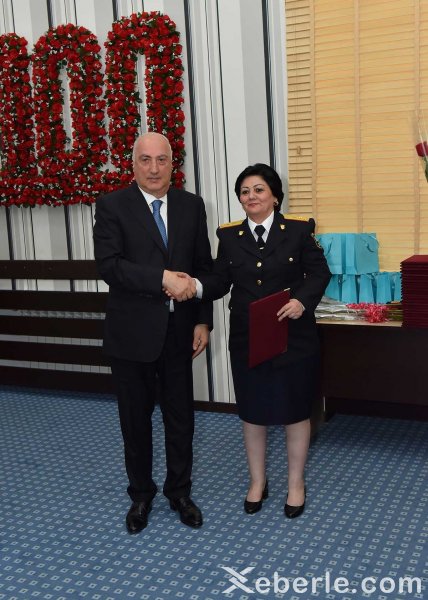 Sumqayıtda polis günü: fəxri fərmanlar, pul mükafatları... - FOTOLAR Sumqayıtda polis günü: fəxri fərmanlar, pul mükafatları... - FOTOLAR