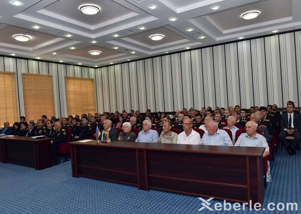 Sumqayıtda polis günü: fəxri fərmanlar, pul mükafatları... - FOTOLAR Sumqayıtda polis günü: fəxri fərmanlar, pul mükafatları... - FOTOLAR