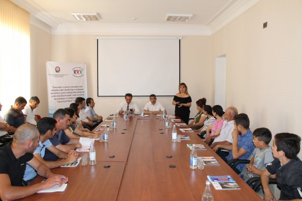 Qobustanda erkən nikahlarla bağlı tədbir keçirildi - FOTOLAR