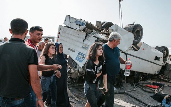 Bakıda sərnişinlə dolu avtobus "Kamaz"a ÇIRPILDI - ÖLƏN VƏ YARALANANLAR VAR (YENİLƏNİB-FOTOLAR) Bakıda sərnişinlə dolu avtobus "Kamaz"a ÇIRPILDI - ÖLƏN VƏ YARALANANLAR VAR (YENİLƏNİB-FOTOLAR)