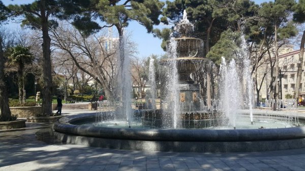 Dakar meydanı, Neapol dairəsi, Sarayevo küçəsi… - İstifadə edib mənasını bilmədiyimiz yerlər – SİYAHI