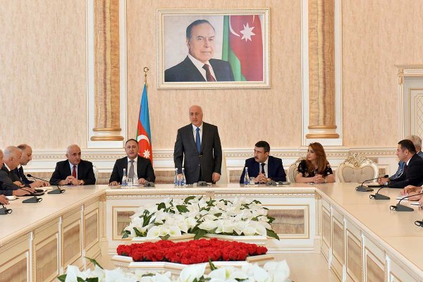 Sumqayıtda məmurlar hesabat verdi - Fotolar Sumqayıtda məmurlar hesabat verdi - Fotolar