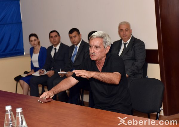 Zakir Fərəcovdan qurum rəhbərlərinə tapşırıq: vətəndaşların problemləri həll olunsun - FOTOLAR