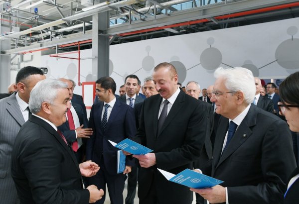 İlham Əliyev və Mattarella Sumqayıtda zavod açılışında - FOTOLAR İlham Əliyev və Mattarella Sumqayıtda zavod açılışında - FOTOLAR