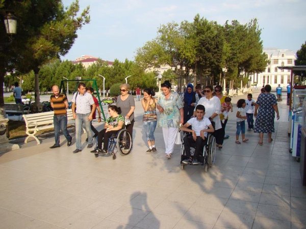 Sumqayıtda əlil və sağlamlıq imkanları məhdud şəxslərin mədəni istirahəti təşkil olunub - FOTOLAR