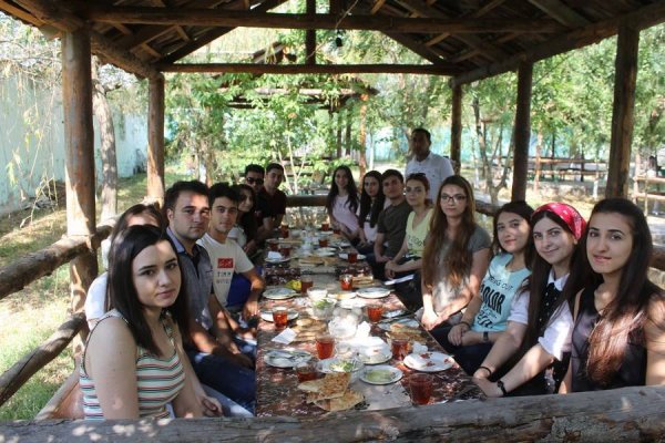 Sumqayıtın “ASAN” könüllüləri yay məktəbində -FOTOLAR