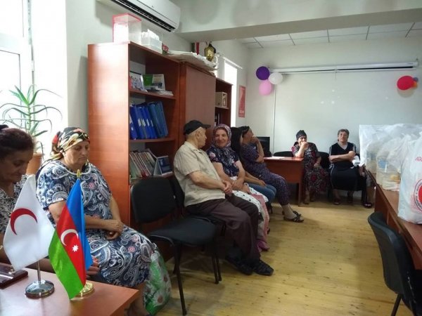 Sumqayıtda qocaları unutmadılar – FOTOLAR
