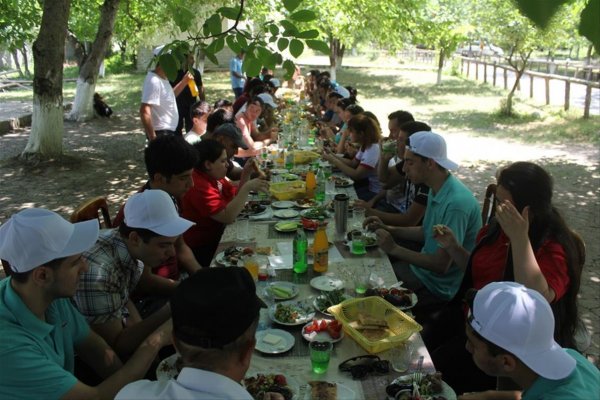 Sumqayıt gəncləri üçün təşkil edilmiş yay məktəbi davam edir - FOTOLAR