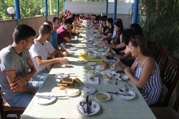 Sumqayıt gəncləri üçün təşkil edilmiş yay məktəbi davam edir - FOTOLAR
