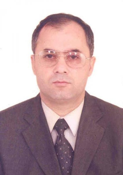 Beyləqanda məmur iş otağında bıçaqlandı Beyləqanda məmur iş otağında bıçaqlandı