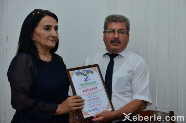 Sumqayıtda şair Əşrəf Veysəlli və bir qrup yazar mükafatlandırıldı - FOTOLAR