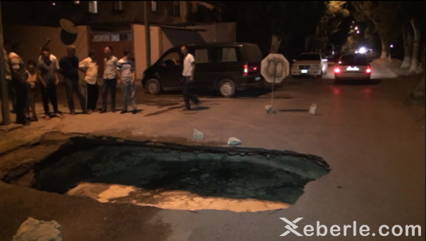 Sumqayıtda  yol çökdü - VİDEO + FOTO