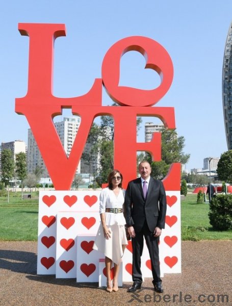  İlham Əliyev və xanımı park kompleksində - FOTOLAR 
