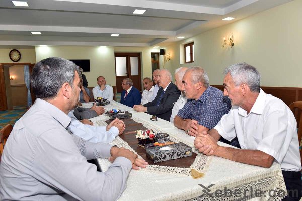 Zakir Fərəcov Corat məscidində oldu, qəsəbə sakinləri ilə görüşdü – FOTOLAR Zakir Fərəcov Corat məscidində oldu, qəsəbə sakinləri ilə görüşdü – FOTOLAR