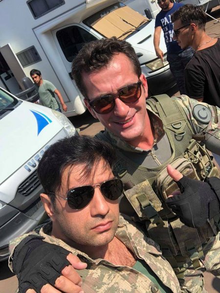 Kənan MM Türkiyənin məşhur “Savaşçı” serialında Azərbaycan zabitini canlandırır — FOTOLAR