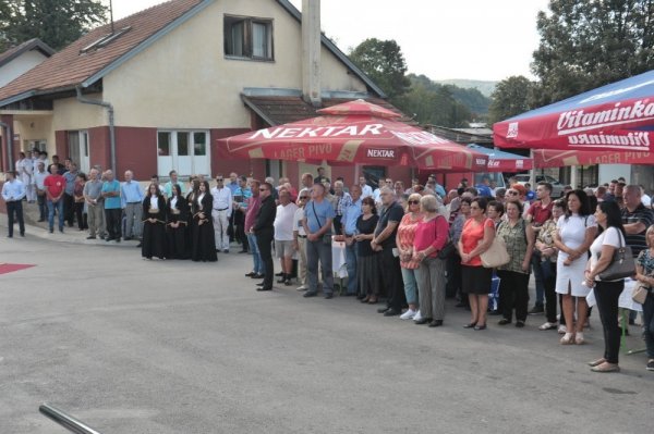 Heydər Əliyev Fondu Bosniyada Təcili Tibbi Yardım Mərkəzi inşa etdirdi - FOTO Heydər Əliyev Fondu Bosniyada Təcili Tibbi Yardım Mərkəzi inşa etdirdi - FOTO