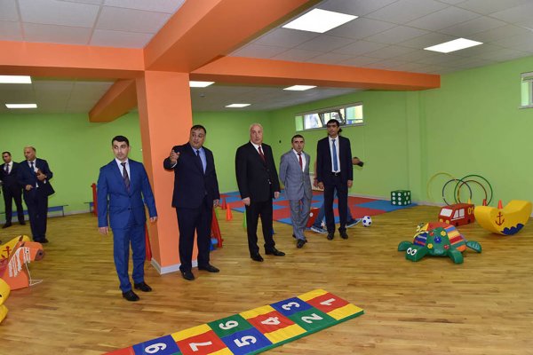 Zakir Fərəcov Sumqayıtda yeni bağçanın açılışını etdi - FOTOLAR