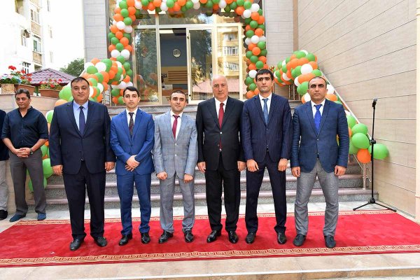 Zakir Fərəcov Sumqayıtda yeni bağçanın açılışını etdi - FOTOLAR