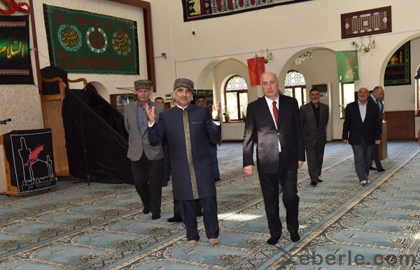 Sumqayıt  "Cümə" məscidində 700 nəfər... - FOTOLAR