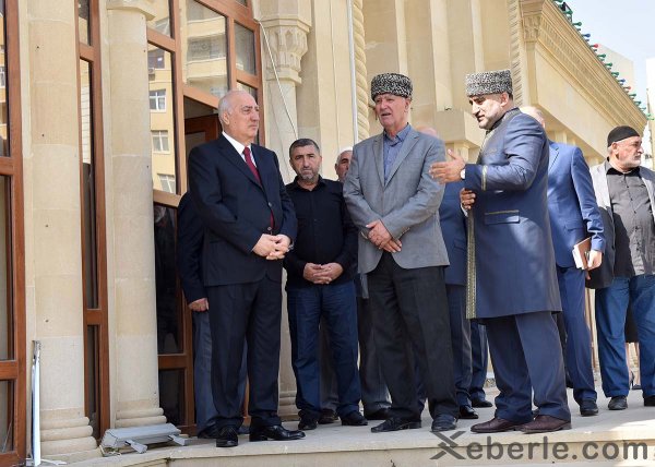 Sumqayıt  "Cümə" məscidində 700 nəfər... - FOTOLAR