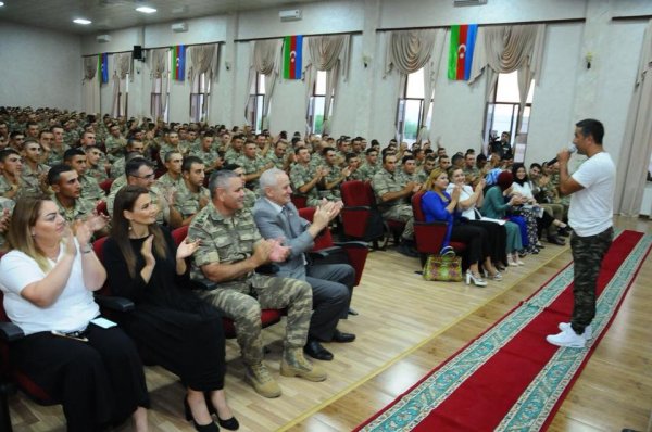 Bakının işğaldan azad olunmasının 100 illiyi əsgər və hərbçilərimizlə qeyd edildi - FOTO