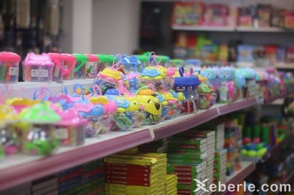 Sumqayıtda "Məktəbli” dəftərxana ləvazimatları dükanında 10-20% ENDİRİM - Yeni tədris ili münasibətilə! (VIDEO+FOTO) (R)