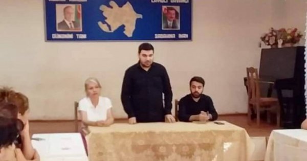 Məktəbdə İmam Hüseyn tədbiri: nazirlik və komitə işə qarışdı - FOTOLAR Məktəbdə İmam Hüseyn tədbiri: nazirlik və komitə işə qarışdı - FOTOLAR