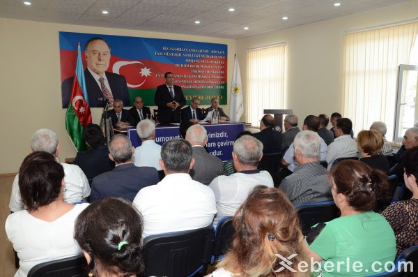 Sumqayıt Bələdiyyəsində şəhərdə aparılan quruculuq işləri müzakirə olunub