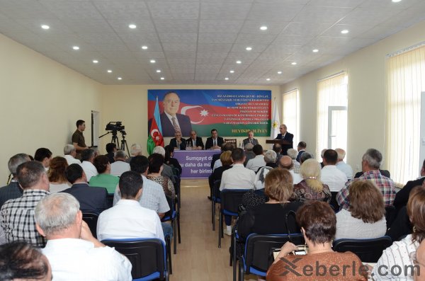 Sumqayıt Bələdiyyəsində şəhərdə aparılan quruculuq işləri müzakirə olunub