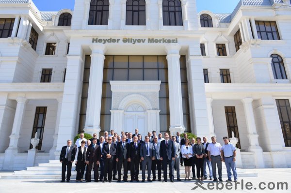 Sumqayıtda neftçilərin peşə bayramı qeyd olundu - FOTOLAR