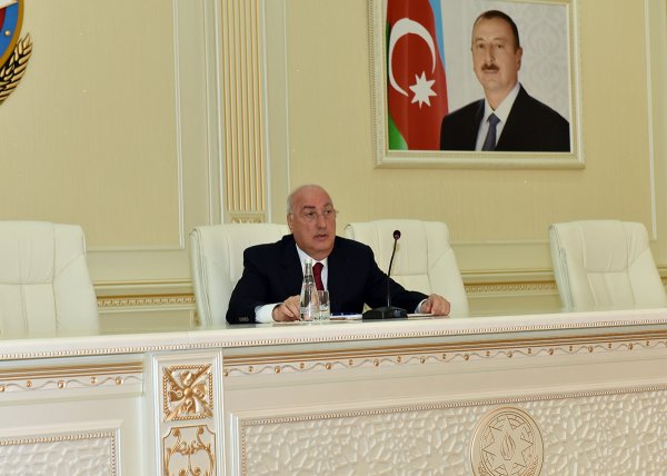 Sumqayıtda payız-qış mövsümünə hazırlıq necə gedir? - Zakir Fərəcov aidiyyətı qurumların  rəhbərlərini topladı