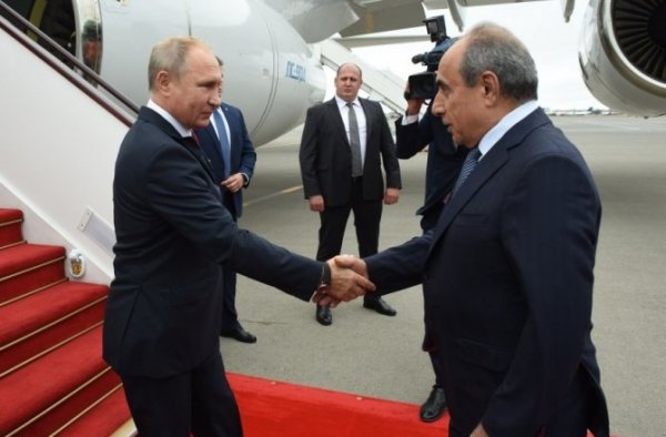 Putin Azərbaycana gəldi - Foto