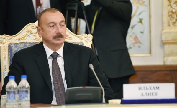 İlham Əliyev MDB Dövlət Başçıları Şurasının görüşündə iştirak edib - FOTOLAR