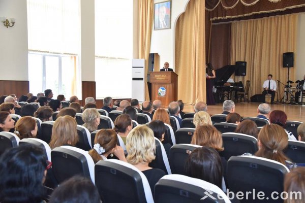 SDU-da Beynəlxalq Müəllimlər Günü münasibəti ilə tədbir keçirilib - FOTOLAR