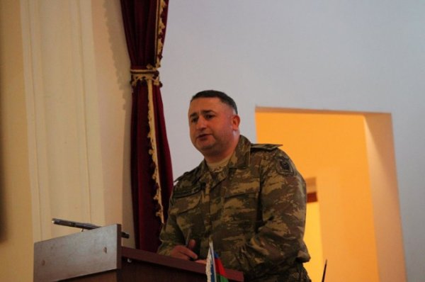Aprel qəhrəmanı: Azərbaycan Ordusunun 5 xarici dil bilən generalı - FOTOLAR Aprel qəhrəmanı: Azərbaycan Ordusunun 5 xarici dil bilən generalı - FOTOLAR