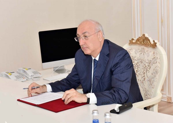 Sumqayıtın icra başçısından məmurlara tapşırıq: vətəndaşların problemləri həll edilsin - FOTOLAR