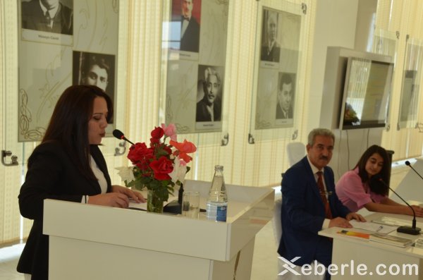 Sumqayıtda məktəbli povest yazdı: “Femidanın gözləri” - FOTOLAR Sumqayıtda məktəbli povest yazdı: “Femidanın gözləri” - FOTOLAR