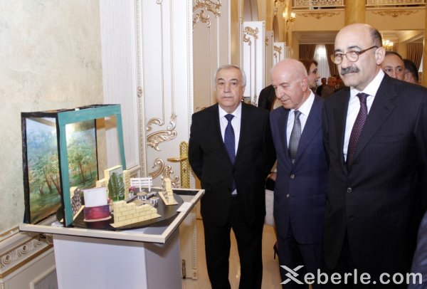 Sumqayıt Dövlət Dram Teatrının 50 illik yubileyi qeyd edilib - FOTOLAR
