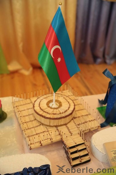Sumqayıtda uşaq bağçasında Dövlət Bayrağı Günü qeyd olunub - FOTOLAR