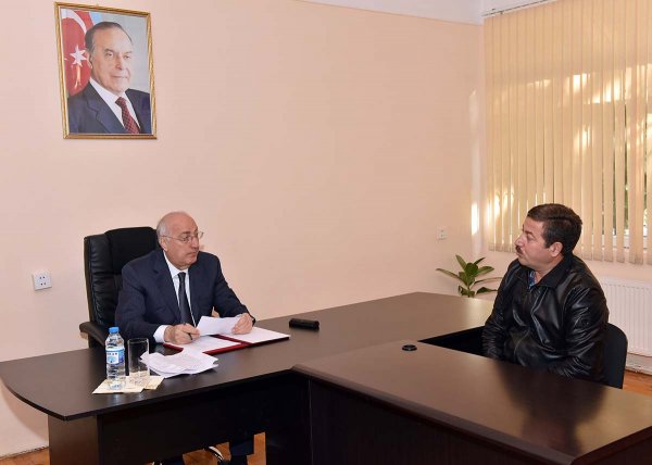 Zakir Fərəcov növbəti səyyar qəbul keçirib – FOTOLAR