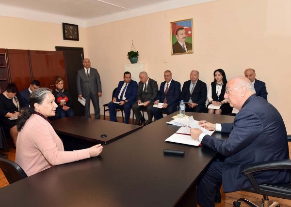 Zakir Fərəcov növbəti səyyar qəbul keçirib – FOTOLAR