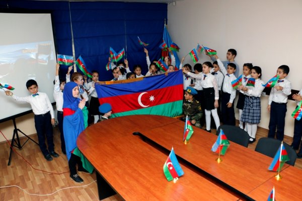 Sumqayıtın Tarixi Muzeyində "Bayrağımız, qürur mənbəyimizdir” adlı tədbir keçirilib - FOTOLAR