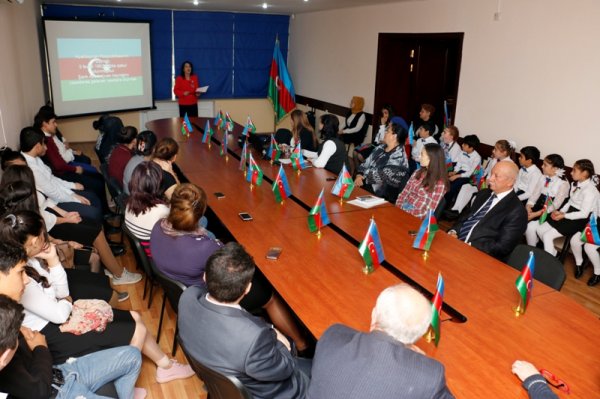 Sumqayıtın Tarixi Muzeyində "Bayrağımız, qürur mənbəyimizdir” adlı tədbir keçirilib - FOTOLAR