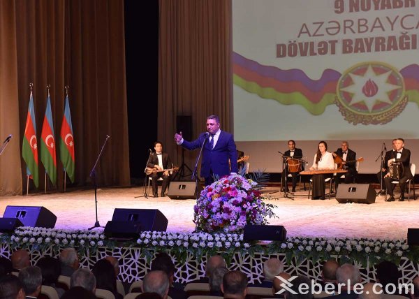 Sumqayıtda möhtəşəm bayraq bayramı – FOTOLAR